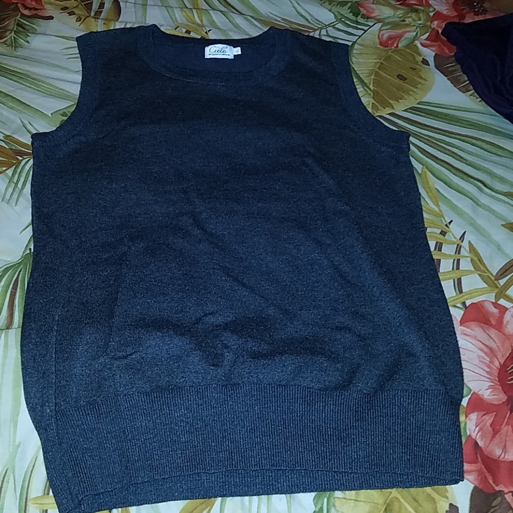 Heather gray thin sweater vest